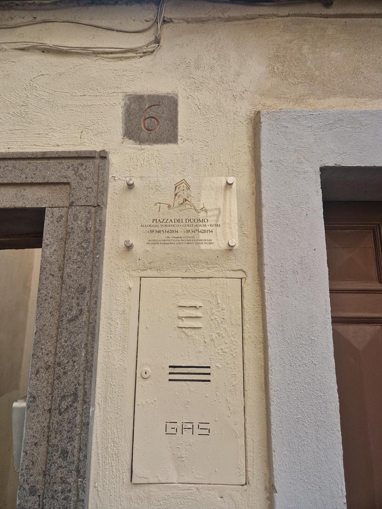 Piazza Duomo Casa Vacanze Sutri Dış mekan fotoğraf