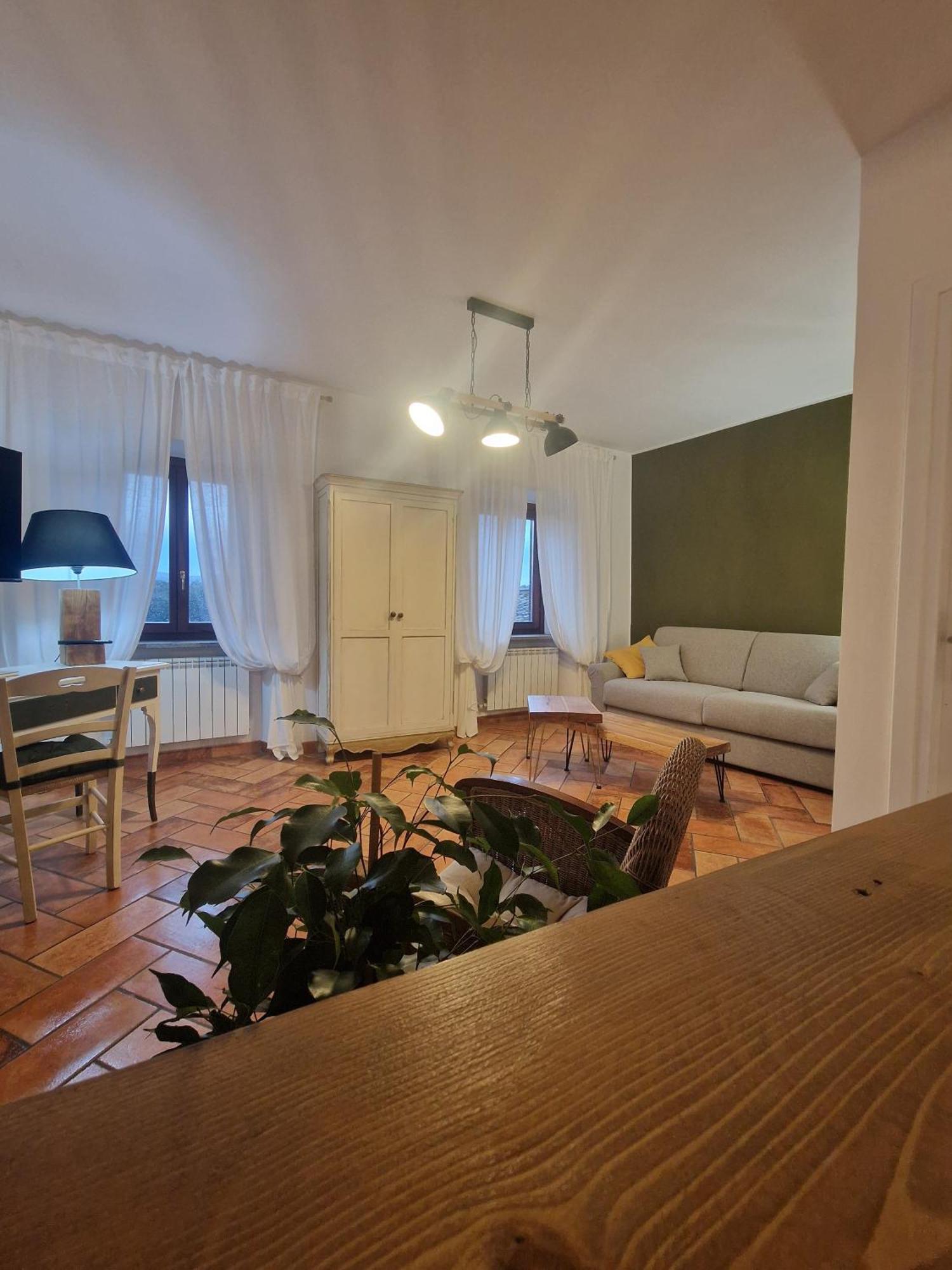 Piazza Duomo Casa Vacanze Sutri Dış mekan fotoğraf