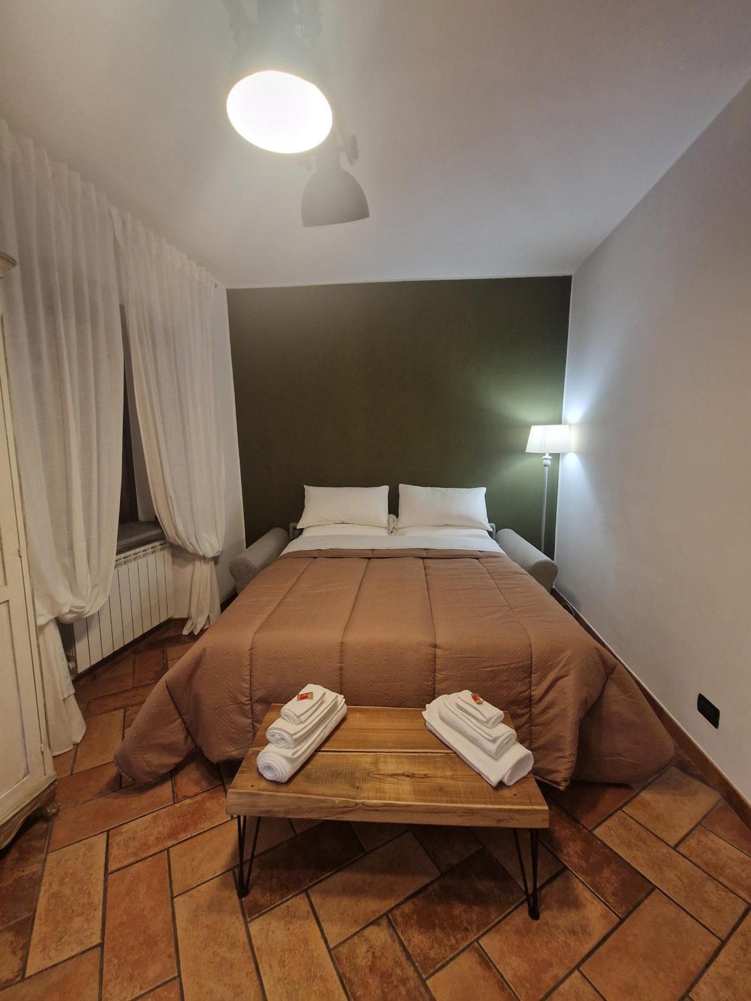 Piazza Duomo Casa Vacanze Sutri Dış mekan fotoğraf